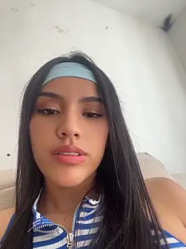 Mia-villalobos online show from 12, 6, 2026
