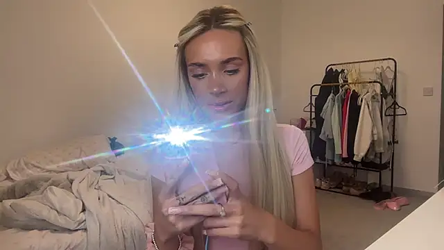 Snapshot of Naughtyblondex chatting on 12, 7, 2026 Naughtyblondex online show from 12, 7, 2026