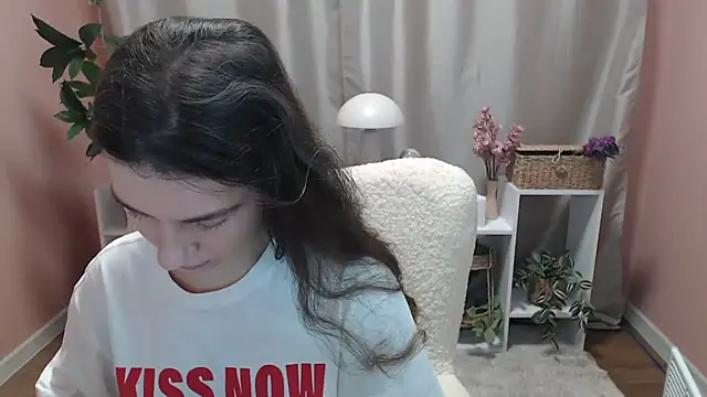 MistyBree online show from 9, 3, 2026