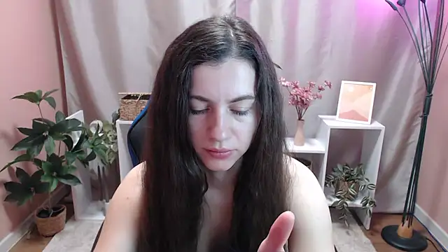 Snapshot of MistyBree chatting on 1, 5, 2026 MistyBree online show from 1, 5, 2026