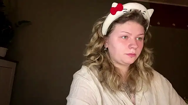 YoungAlina online show from 15, 4, 2026