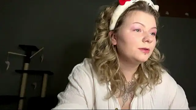 YoungAlina online show from 7, 3, 2026