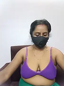 misti-boudii online show from 4, 6, 2026