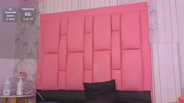 Snapshot of ashlleyray chatting on 10, 6, 2026 ashlleyray online show from 10, 6, 2026