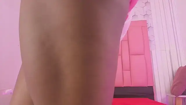 ashlleyray online show from 15, 4, 2026