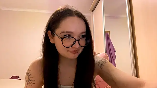 TrulaPhay online show from 5, 3, 2026