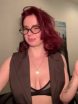 VelvetChloe online show from 6, 5, 2026
