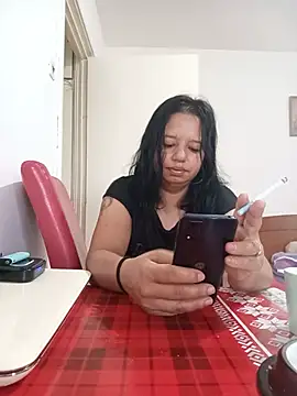 roxana e43 online show from 4, 7, 2026