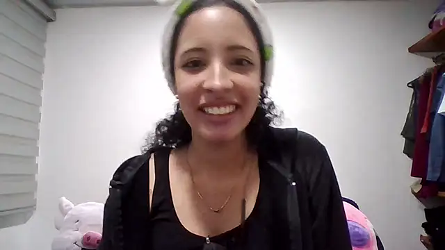 AyanaMonoz online show from 2, 3, 2026