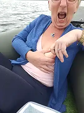 lescoquinsdu40 online show from 26, 4, 2026