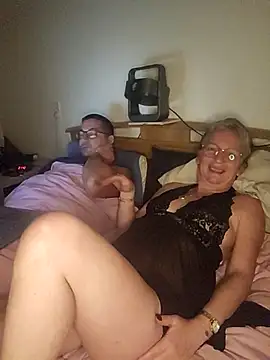 lescoquinsdu40 online show from 18, 3, 2026