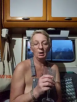 lescoquinsdu40 online show from 13, 3, 2026