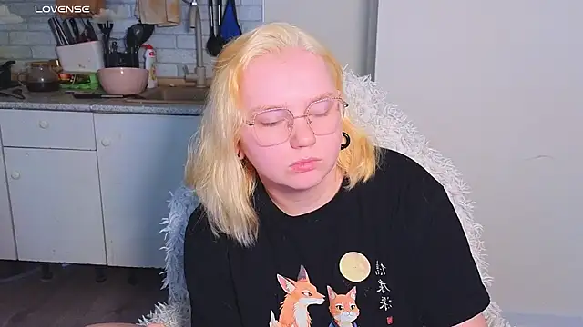 soft focus online show from 12, 6, 2026