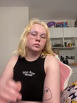 soft focus online show from 23, 6, 2026