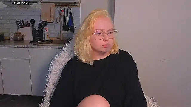 soft focus online show from 11, 6, 2026