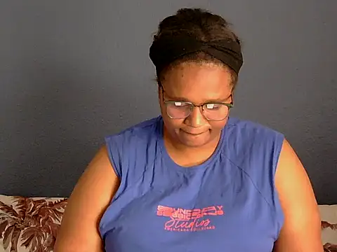 Snapshot of Cuddle_Zee chatting on 14, 5, 2026 Cuddle Zee online show from 14, 5, 2026