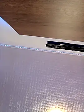 Snapshot of Hugo1993 chatting on 6, 3, 2026 Hugo1993 online show from 6, 3, 2026