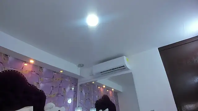 Snapshot of estrellathekk chatting on 3, 8, 2026 estrellathekk online show from 3, 8, 2026