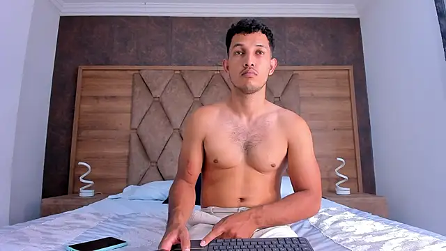 MaxiStanford online show from 2, 4, 2026