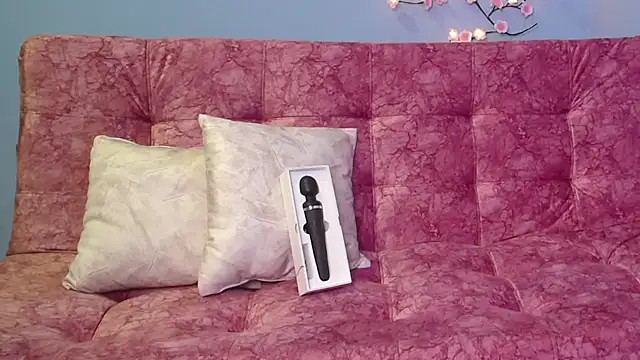 FoxyHot160 online show from 5, 3, 2026