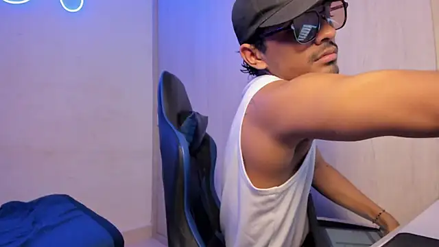 jossi12345j online show from 6, 4, 2026