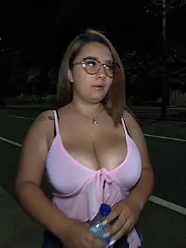 maleja smmith online show from 10, 4, 2026