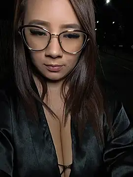 maleja smmith online show from 30, 4, 2026