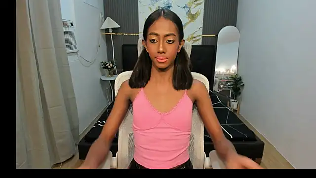 BlackbarbieXXL online show from 4, 4, 2026