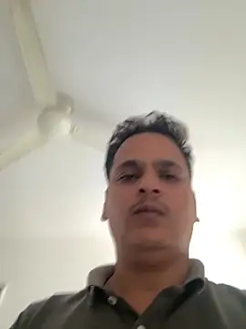 Snapshot of the_guy_u_desire chatting on 1, 3, 2026 the guy u desire online show from 1, 3, 2026