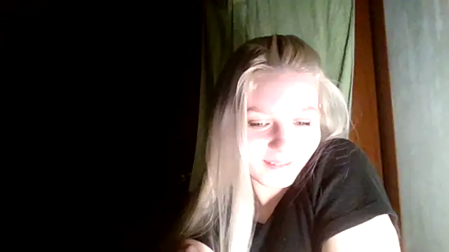 Glowing Jessica online show from 2, 3, 2026