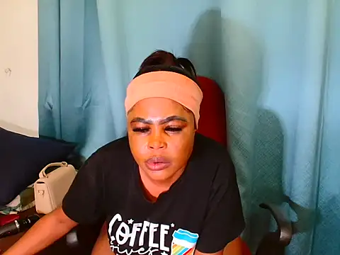 SpicyKittyxxx online show from 18, 3, 2026