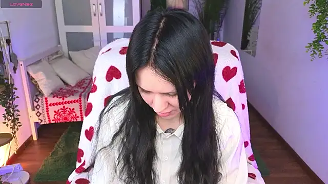 kittenlolla online show from 6, 3, 2026