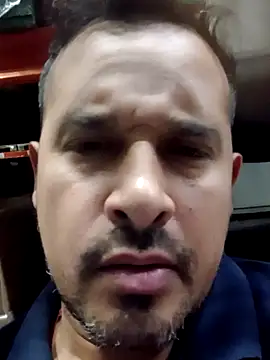 Ezehombre online show from 9, 3, 2026