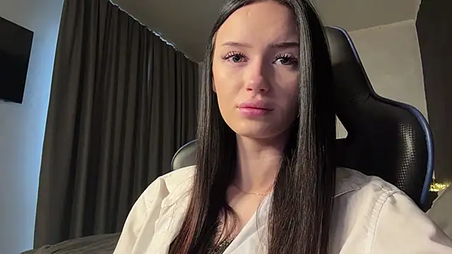 MoranaNoir online show from 4, 3, 2026