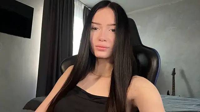 MoranaNoir online show from 6, 3, 2026