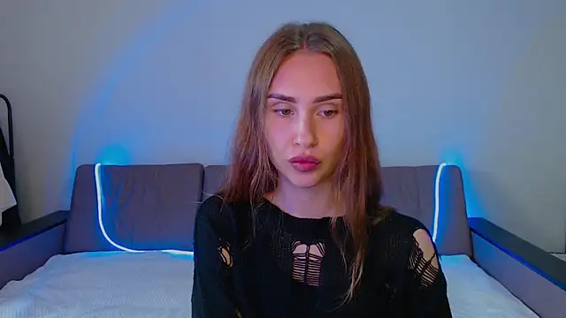 yourameliaa online show from 21, 4, 2026