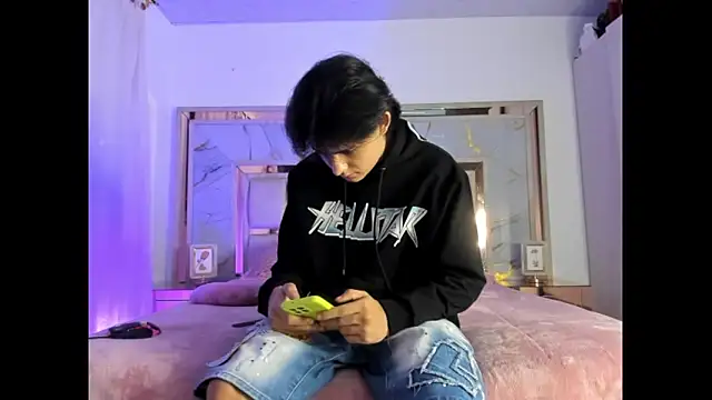 monky 0002 online show from 13, 3, 2026