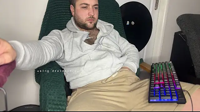 DevidBek- online show from 1, 3, 2026