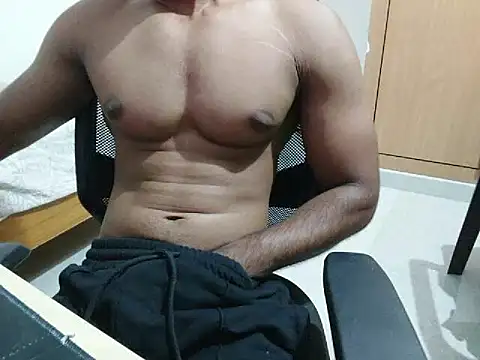 Snapshot of kratosTheHunk chatting on 4, 5, 2026 kratosTheHunk online show from 4, 5, 2026