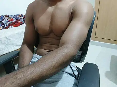 Snapshot of kratosTheHunk chatting on 7, 5, 2026 kratosTheHunk online show from 7, 5, 2026