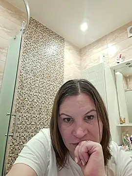 LaraHarper online show from 18, 4, 2026