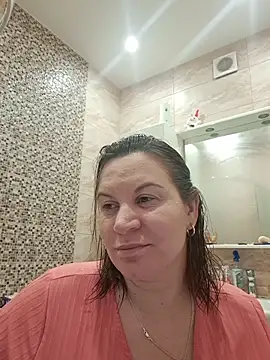 LaraHarper online show from 12, 4, 2026