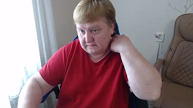 Snapshot of Free_Butterfly7 chatting on 9, 6, 2026 Free Butterfly7 online show from 9, 6, 2026