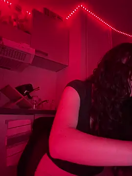 Claraaaaa06 online show from 10, 4, 2026