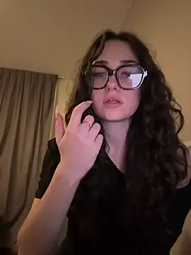 Claraaaaa06 online show from 12, 3, 2026