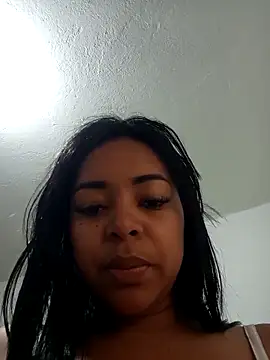 Babyfull lips online show from 26, 3, 2026