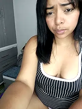 Babyfull lips online show from 21, 4, 2026