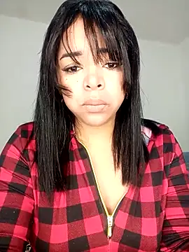 Babyfull lips online show from 2, 4, 2026