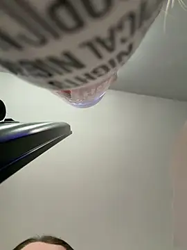 BeeMay22 online show from 27, 3, 2026