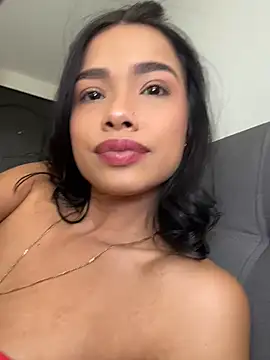 Snapshot of Bella_Smithe chatting on 3, 7, 2026 Bella Smithe online show from 3, 7, 2026